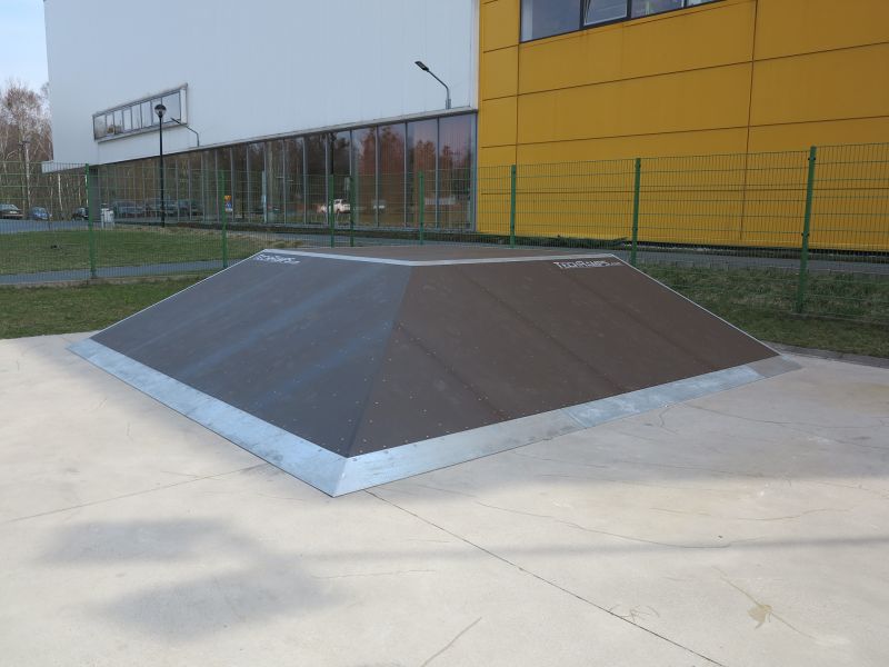 Bank Ramp 90 St - Skatepark Tarnowskie Góry