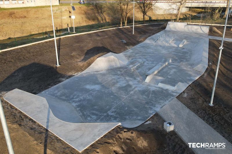 Návrh a výstavba betónových skateparkov