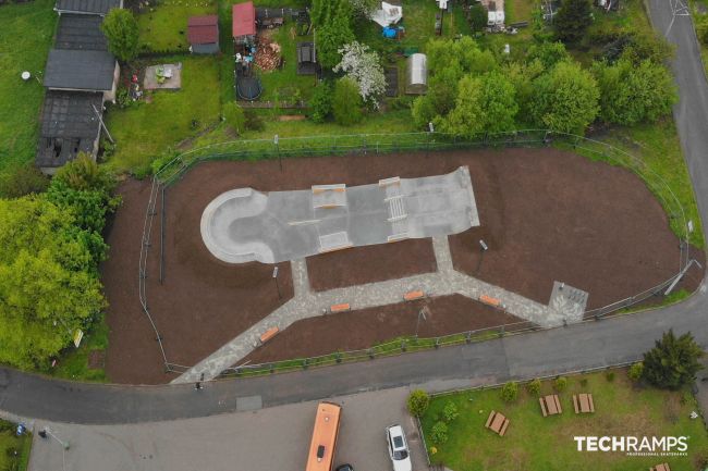 Betónový skatepark - Walim