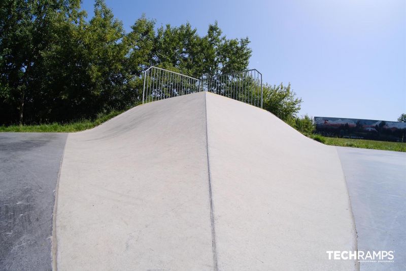 Skatepark betonowy - Brzesko 