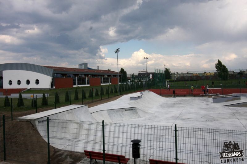 Betonowy skatepark w Wolsztynie