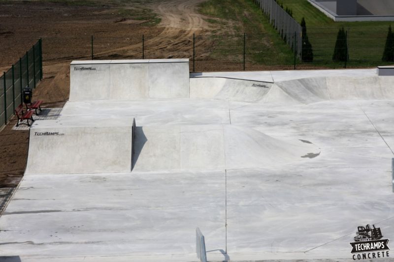 Betonowy skatepark w Wolsztynie