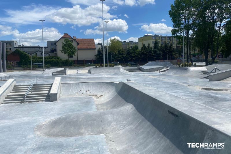 Bowl corner na skateparku w Puławach 