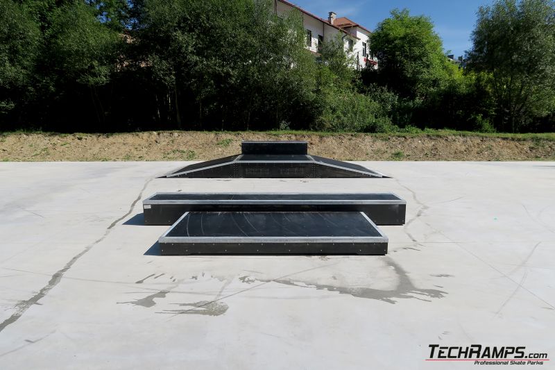 Skatepark i tre Ustrzyki 