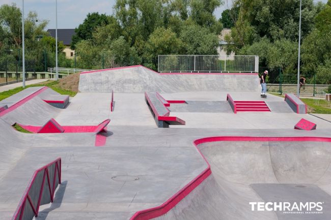 Concrete Skatepark - Brzeg Concrete Skatepark - Brzeg