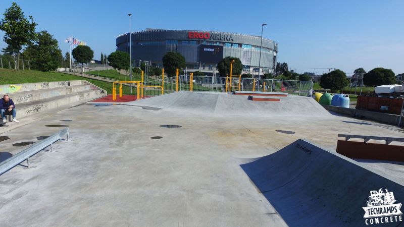 Betonowy skatepark w Gdańsku