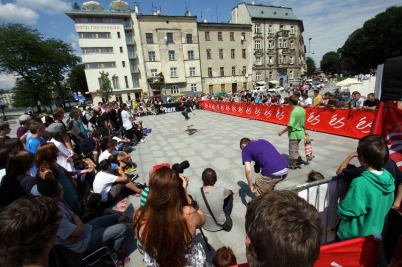 Mini mobile street park na Es game of skate 2011