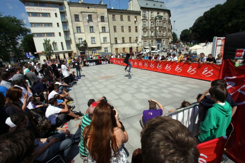 Mini mobile street park na Es game of skate 2011