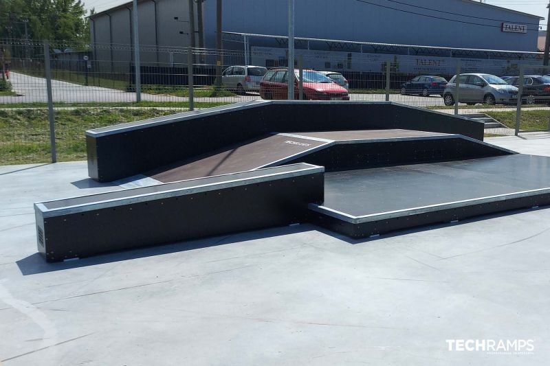 Funbox s grindboxom - skatepark Žabno 