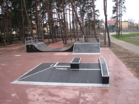 Funbox - Skatepark w Pobierowie