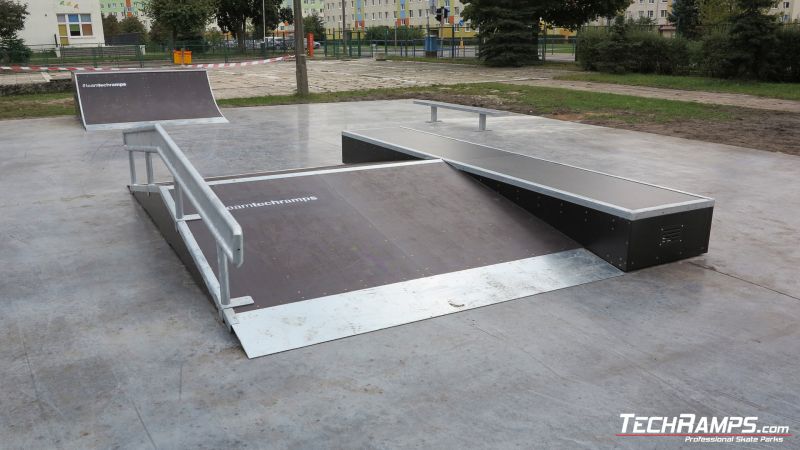 Funbox + σιδηροτροχιά καταστροφής + grindbox 