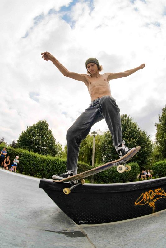 Halo Jam - Skatepark os. Widok 