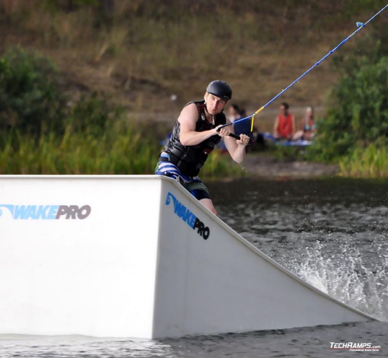 Kicker na wakeparku we Włocławku