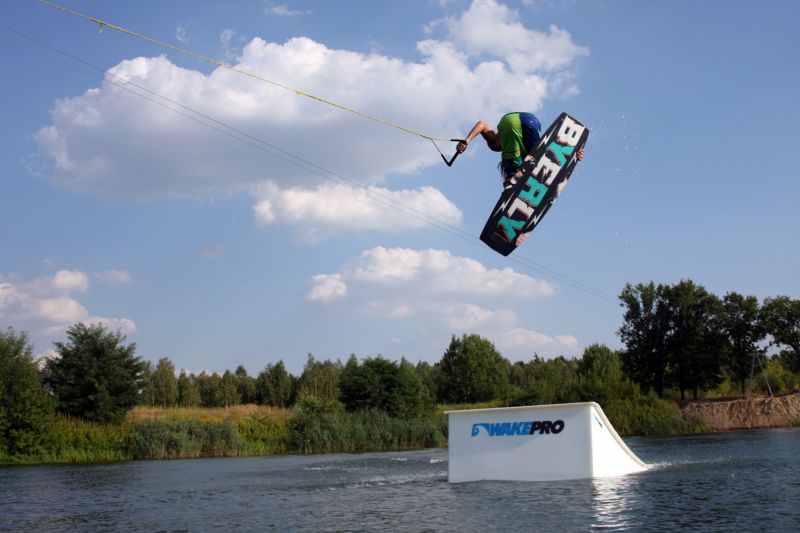 Wakepark Trzciany - Wake Family - Kicker M WakePro