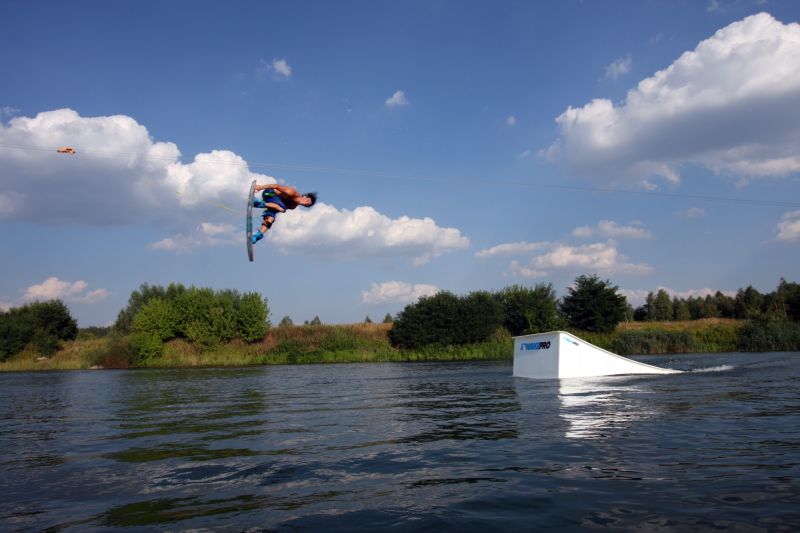 Wakepark Trzciany - Wake Family - Kicker M WakePro