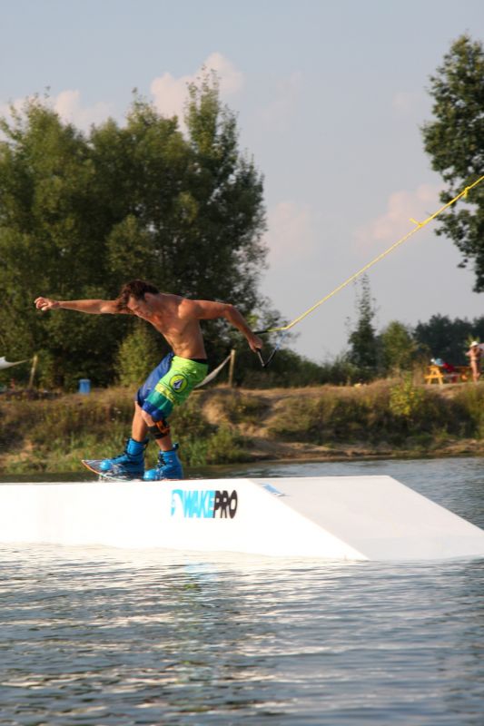 Wakepark Trzciany - Wake Family - Kicker M WakePro