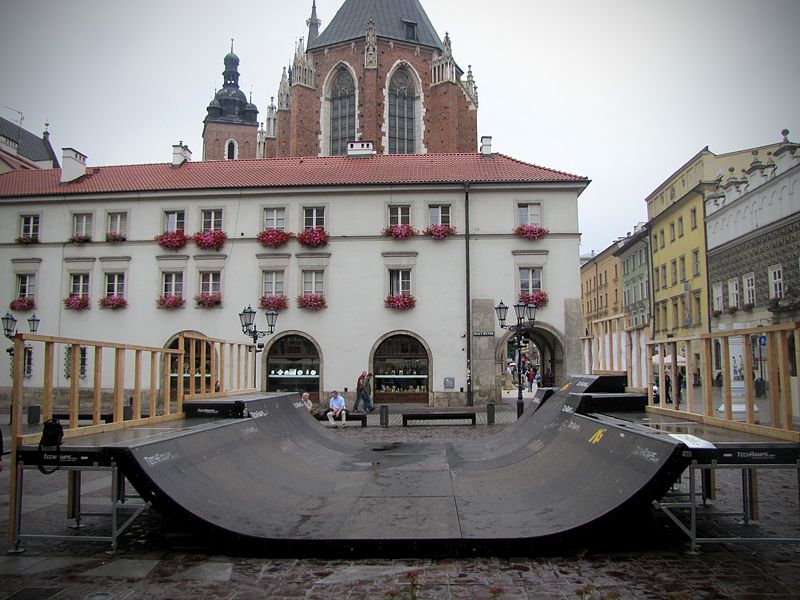 Minirampa na Małym Rynku Kraków - 1