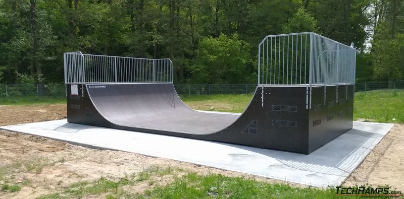 Skatepark Słunpo - minirampa