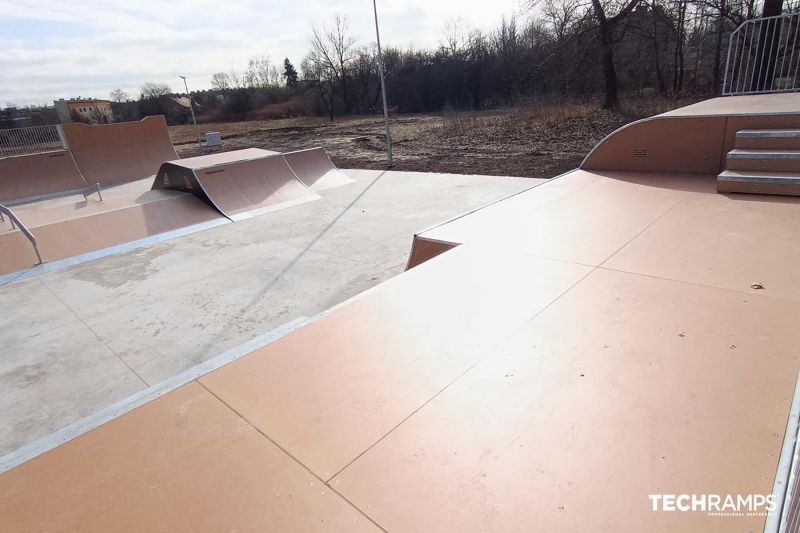 construction of a skatepark 