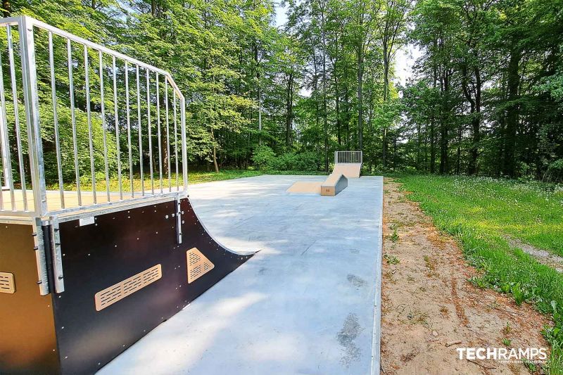 Modular skatepark