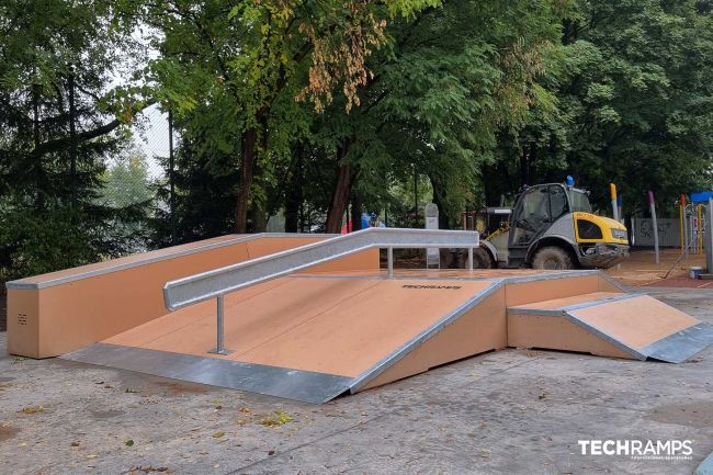Modulær skatepark - Warszawa (Spartańska 4) Modulær skatepark - Warszawa (Spartańska 4)