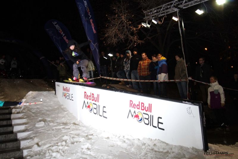 Pokazy Red Bull MOBILE Snowboard Attack