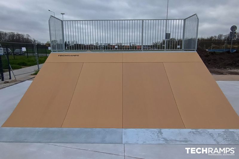 Krzeptów skatepark Techramps 