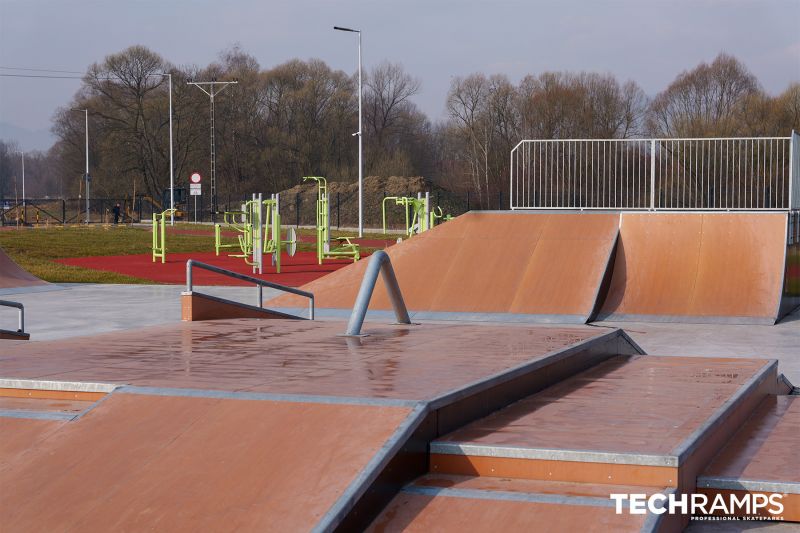 Drevený skatepark