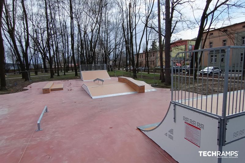 Skatepark polietylenowy na zdjęciu 