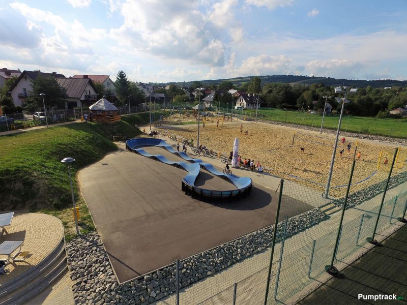 pumptrack modułowy w Dukli