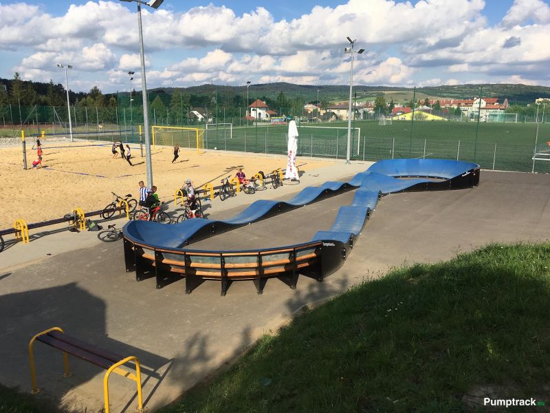 pumptrack modułowy w Dukli