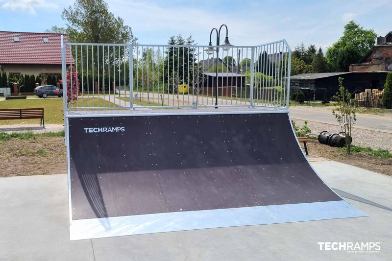 Quarter Pipe - skøytepark 