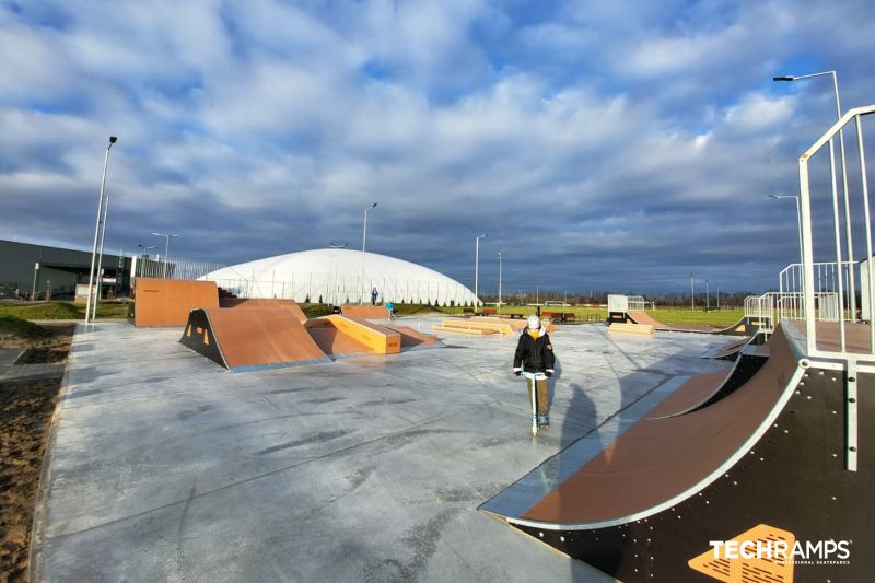 Quater Pipe - skatepark 