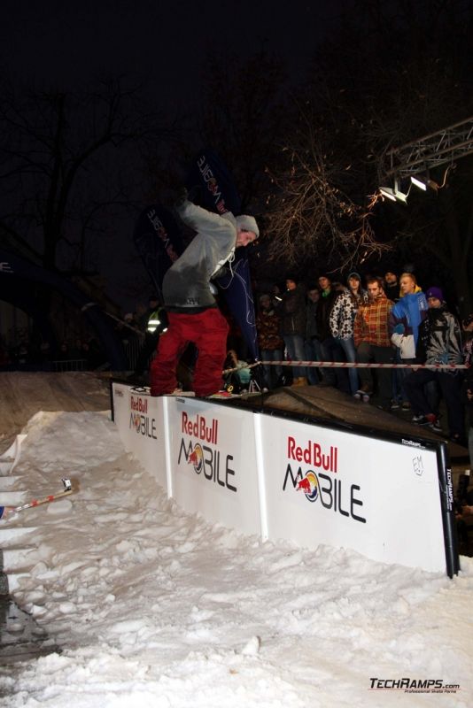 Pokazy Red Bull MOBILE Snowboard Attack