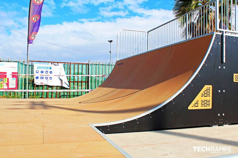 Modular skatepark