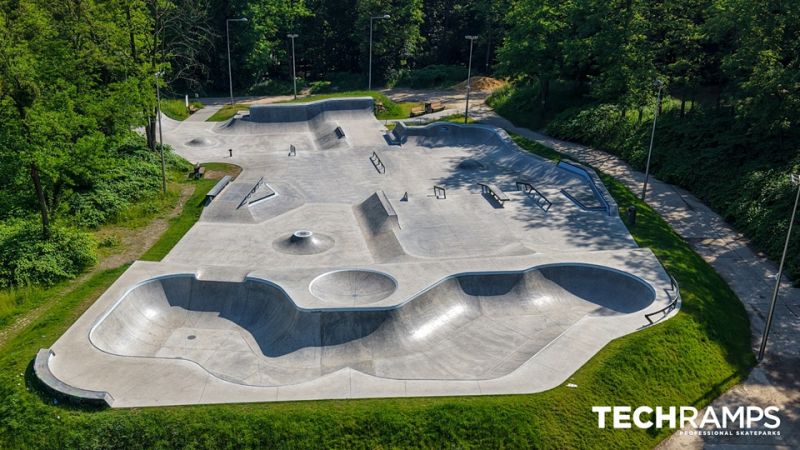 Skatepark in cemento a Rybnik 