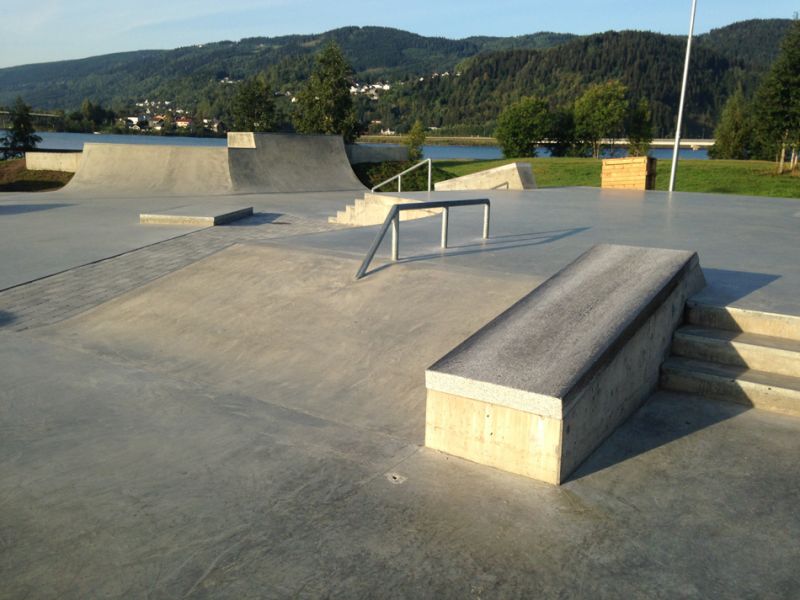 skatepark betonowy 