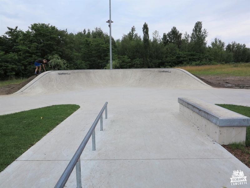 skatepark betonowy w chorzowie