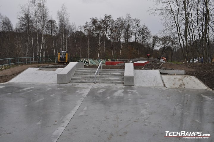 Betonowa skateplaza w Kielcach - postęp prac