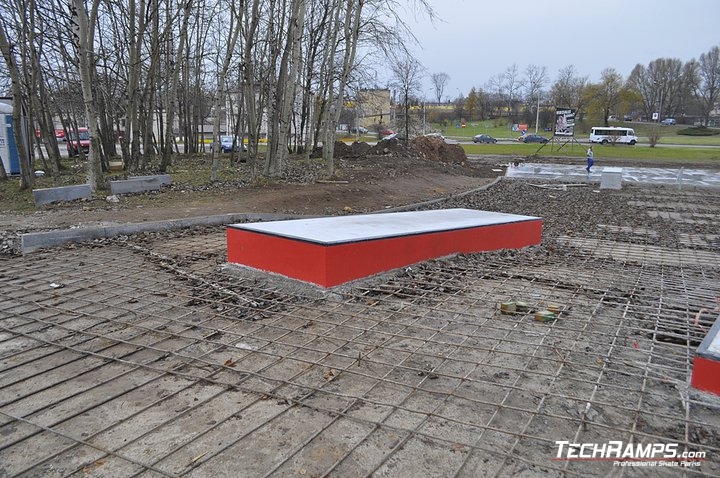 Betonowa skateplaza w Kielcach - postęp prac