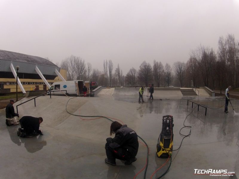 Skatepark betonowy w Oświecimiu