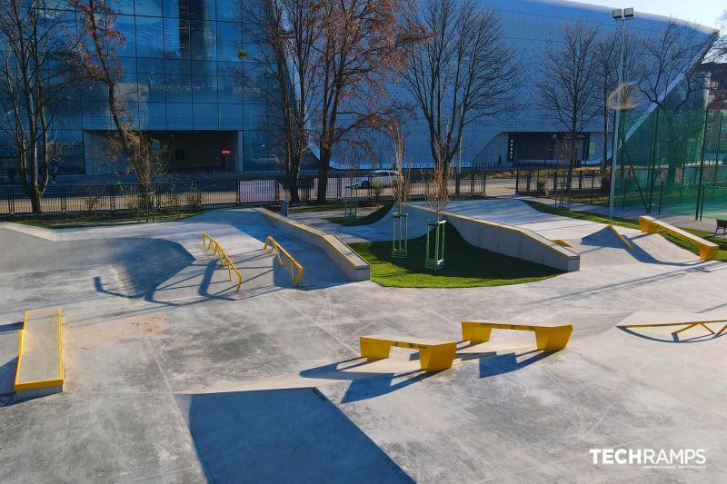 Skatepark betonowy Wrocław ul. Ślężna