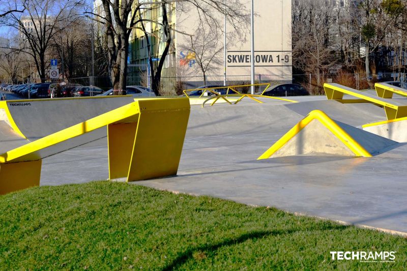 Skatepark betonowy Wrocław ul. Ślężna