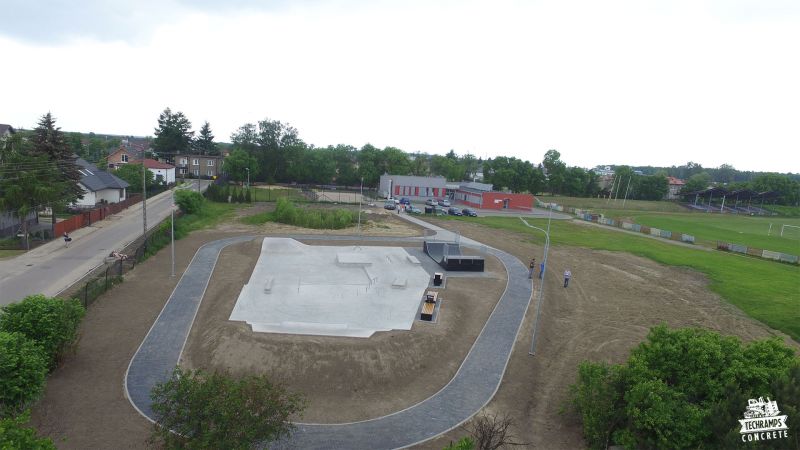 Koluszki - betonowy skatepark