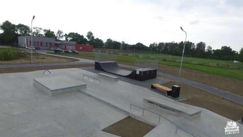 Koluszki - betonowy skatepark