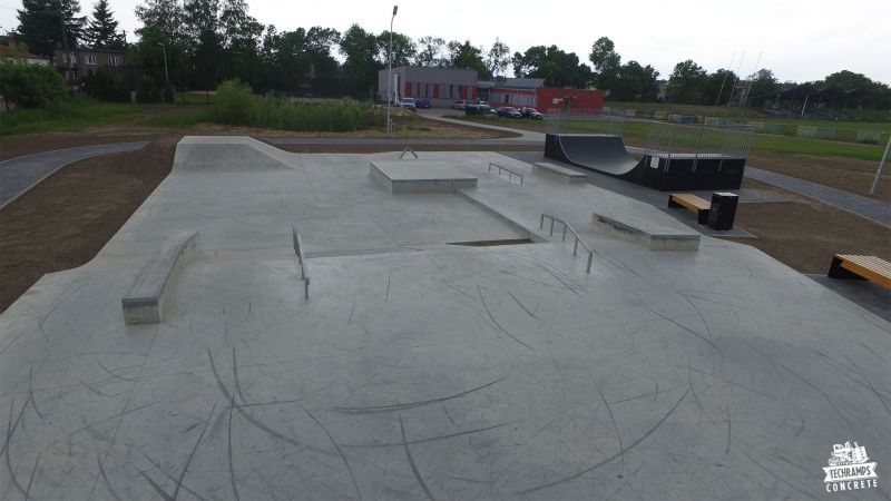 Koluszki - betonowy skatepark