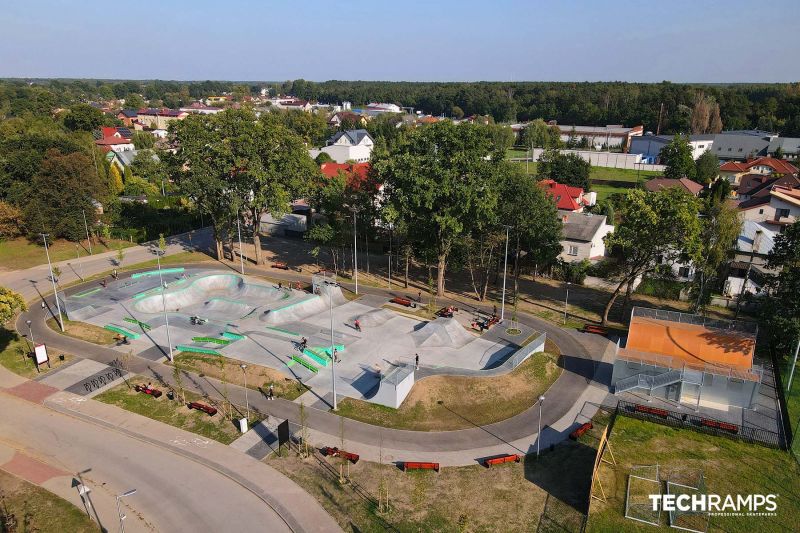 Zielonka - skatepark betonowy 