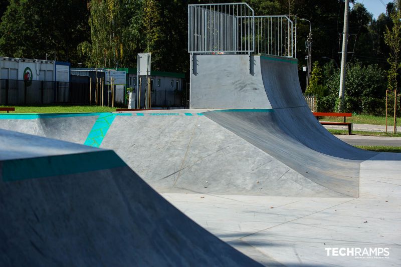 Zielonka - skatepark betonowy 