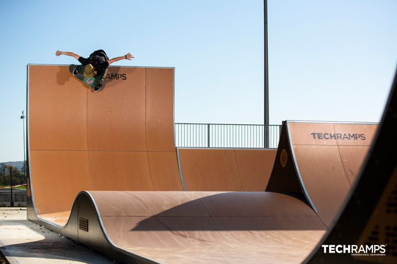 Modular skatepark