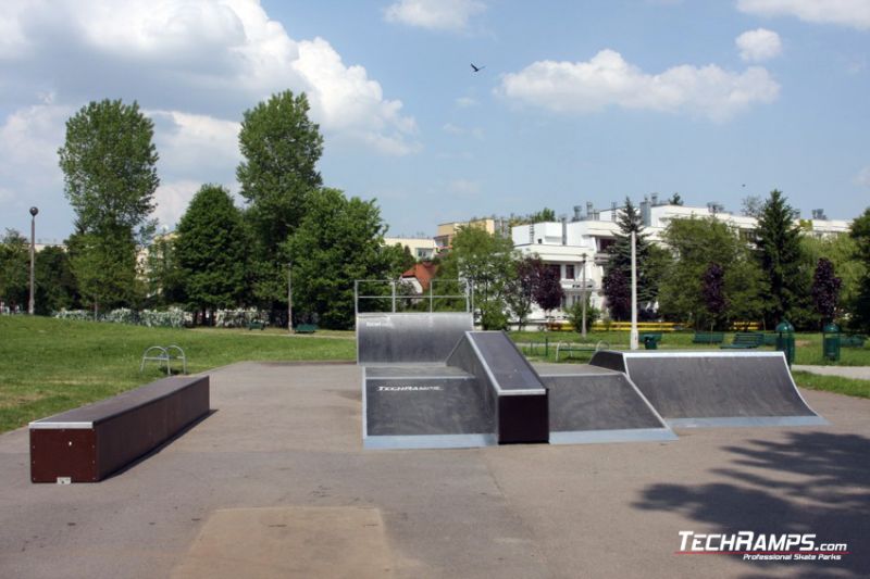 Modular skatepark